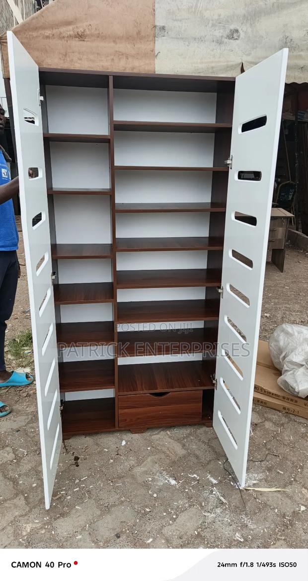 Modern Wooden Shoe Rack 3 By 6 With Drawer