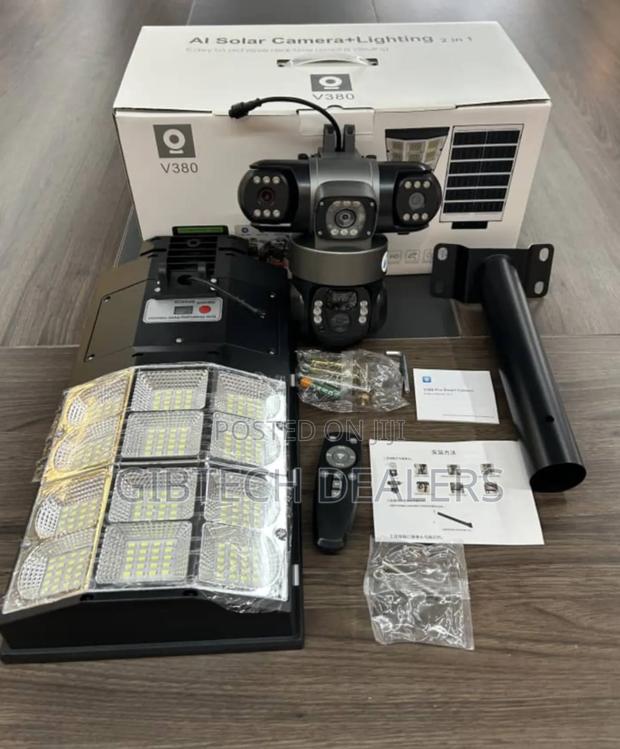 2 in 1 Solar Camera With Floodlight V380 - main view