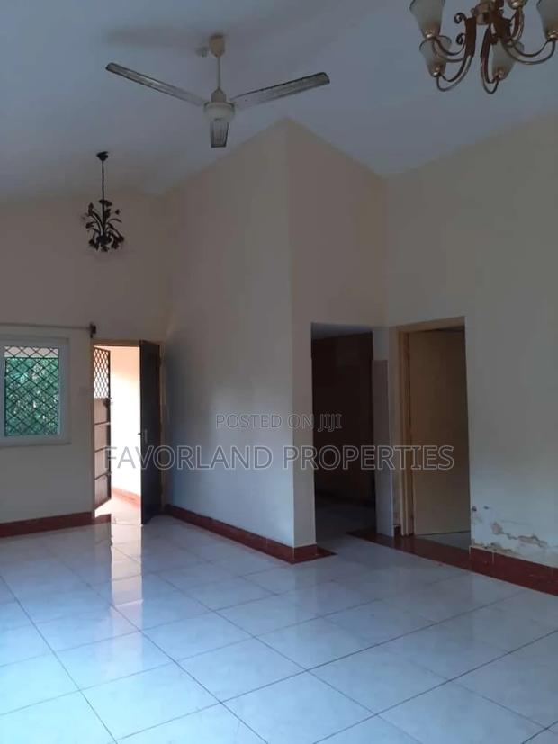 3bdrm Bungalow in Vescon 2 for rent - thumbnail 9