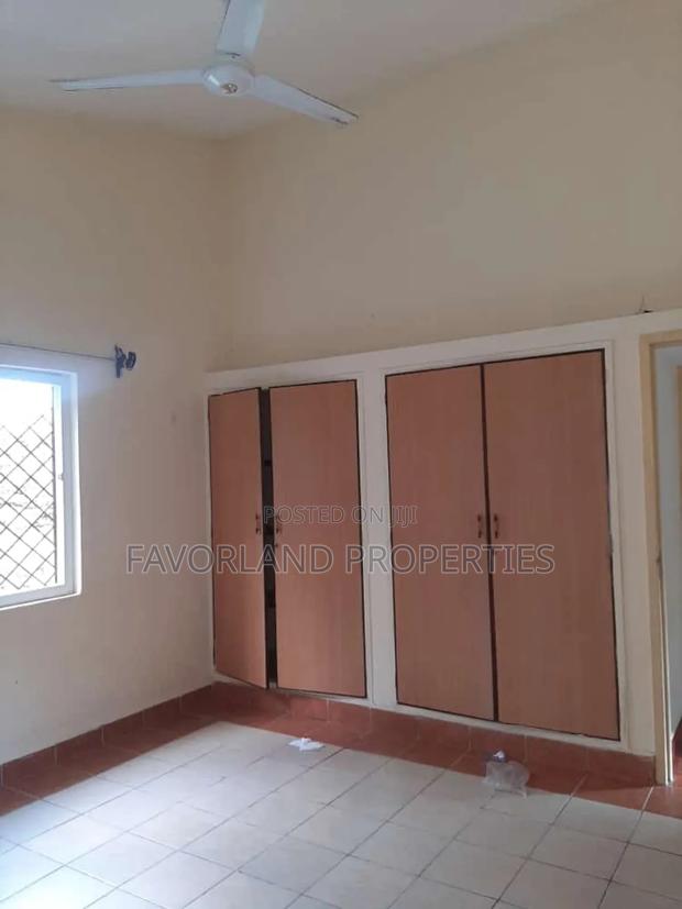 3bdrm Bungalow in Vescon 2 for rent - thumbnail 14
