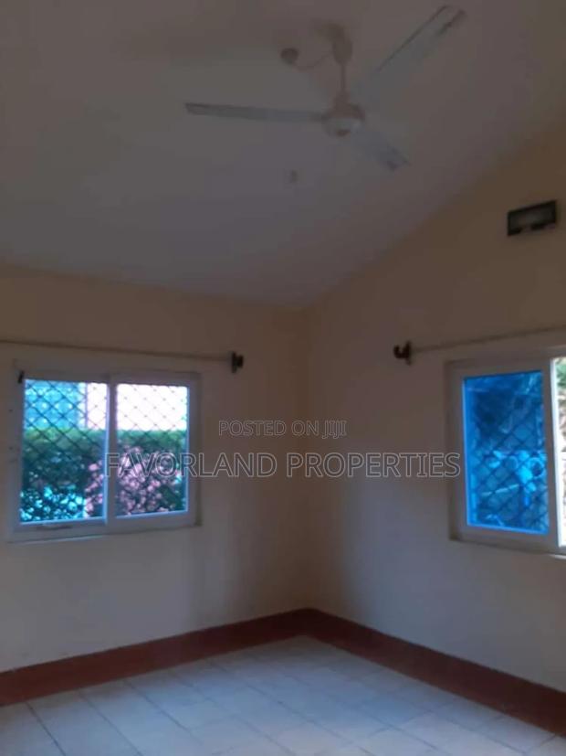 3bdrm Bungalow in Vescon 2 for rent - thumbnail 18