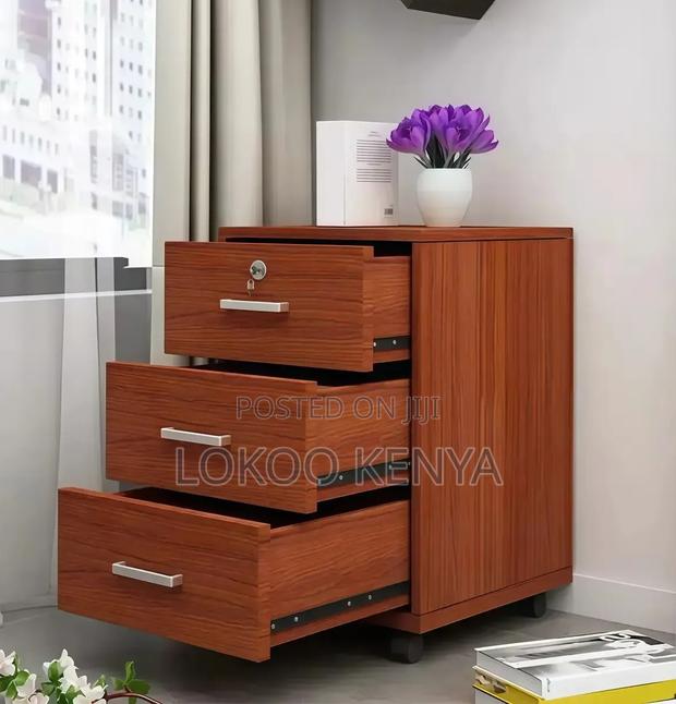 Office Cabinet : 3- Drawer Cabinet File - thumbnail 4