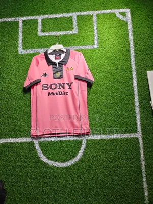 Juventus Pink Cenentary Retro Jersey 1997/1998