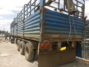 Flatbed/Highsided Trailer for Jobs Are at Hand