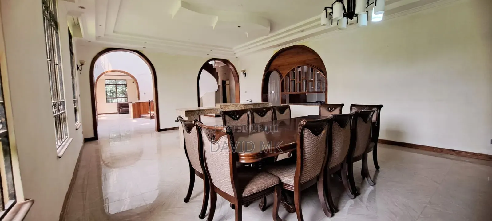 6bdrm House in Ridgeways, Rosslyn for sale