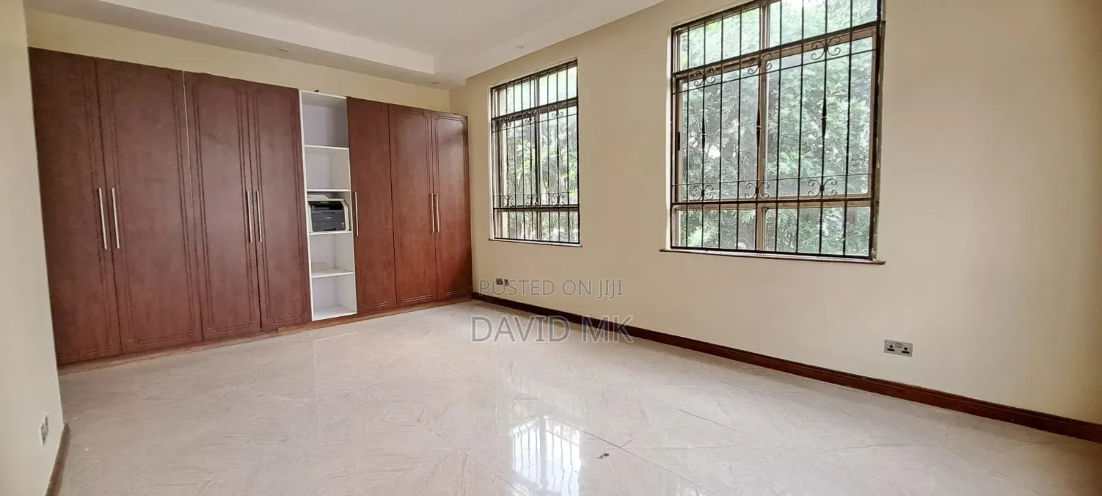 6bdrm House in Ridgeways, Rosslyn for sale