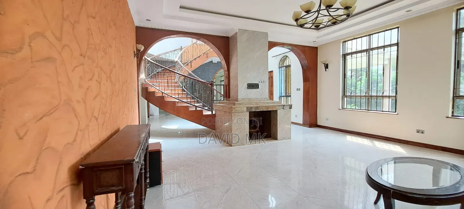 6bdrm House in Ridgeways, Rosslyn for sale