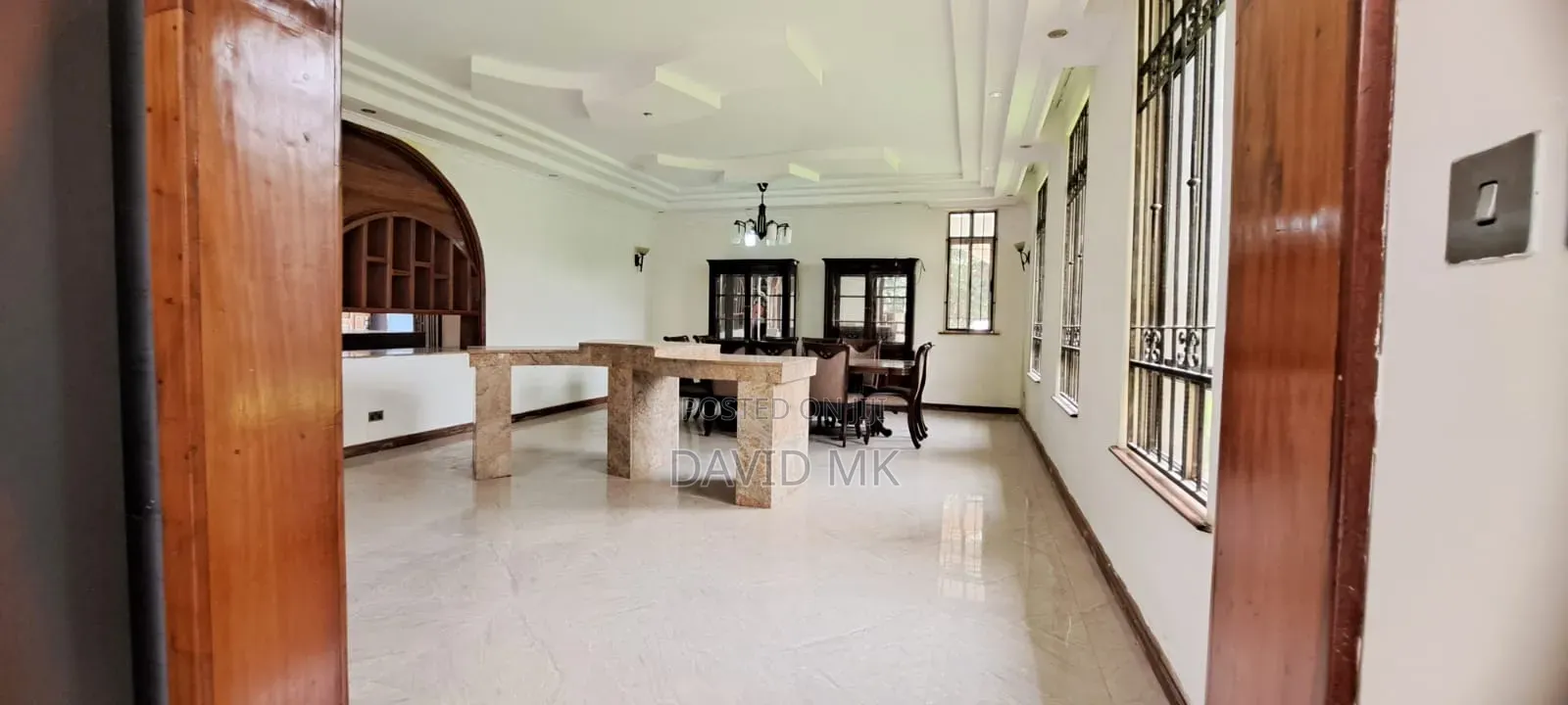 6bdrm House in Ridgeways, Rosslyn for sale