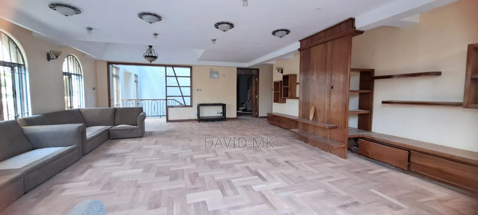 6bdrm House in Ridgeways, Rosslyn for sale