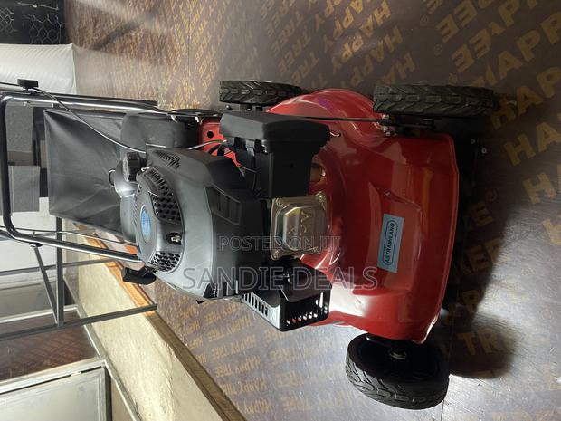 Lawn Mower - thumbnail 2