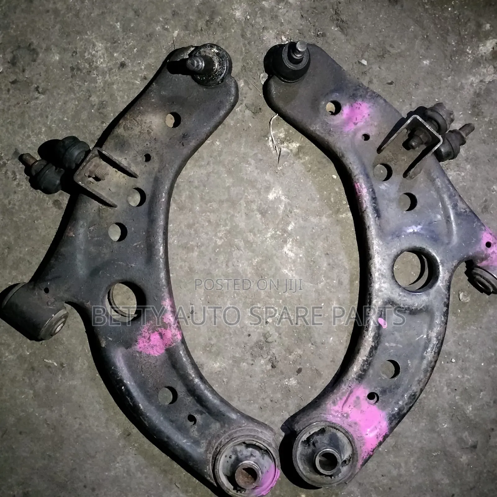 Toyota Bb Passo Front Arms