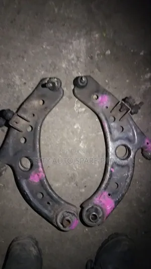 Toyota Bb Passo Front Arms