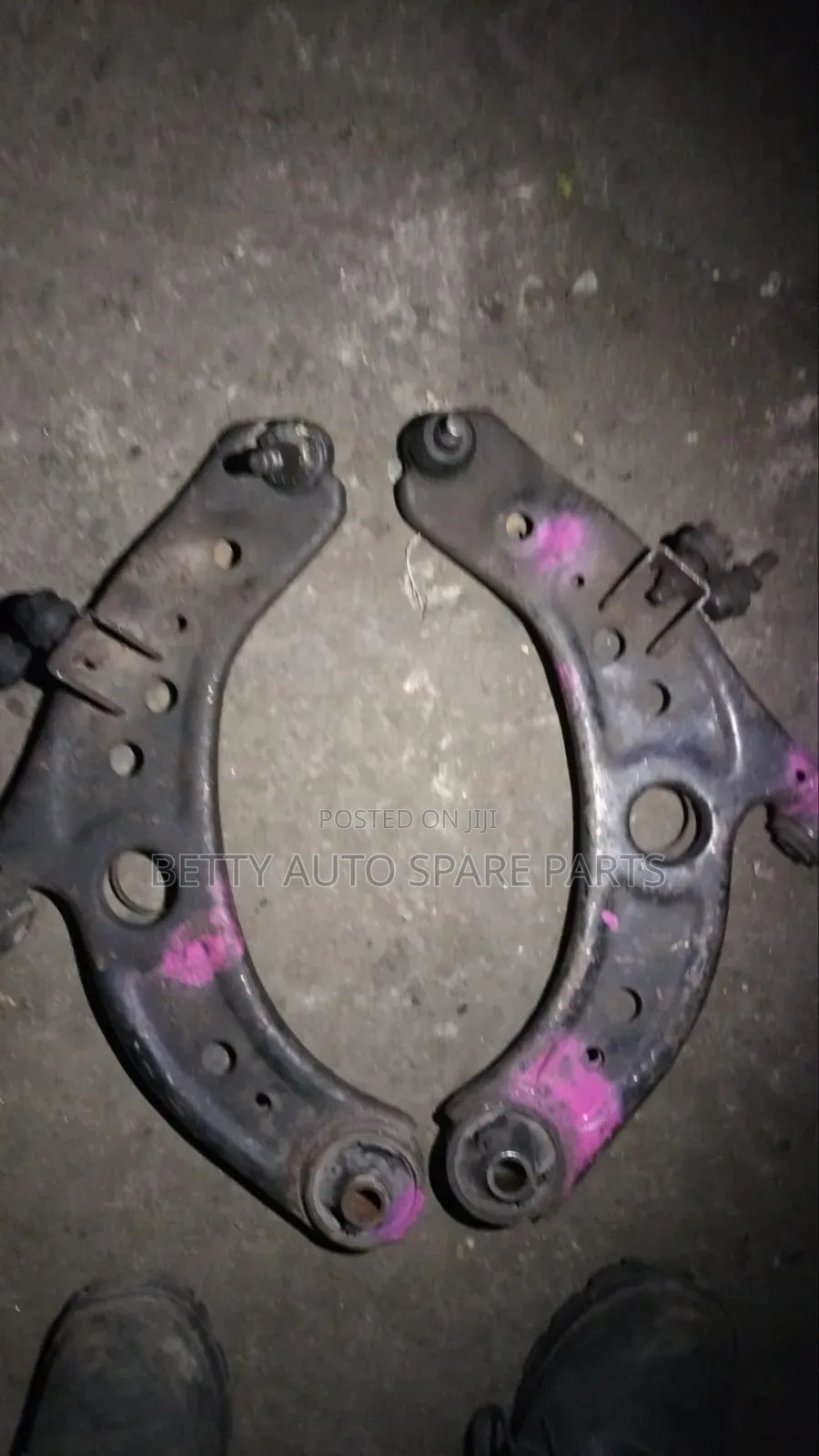 Toyota Bb Passo Front Arms
