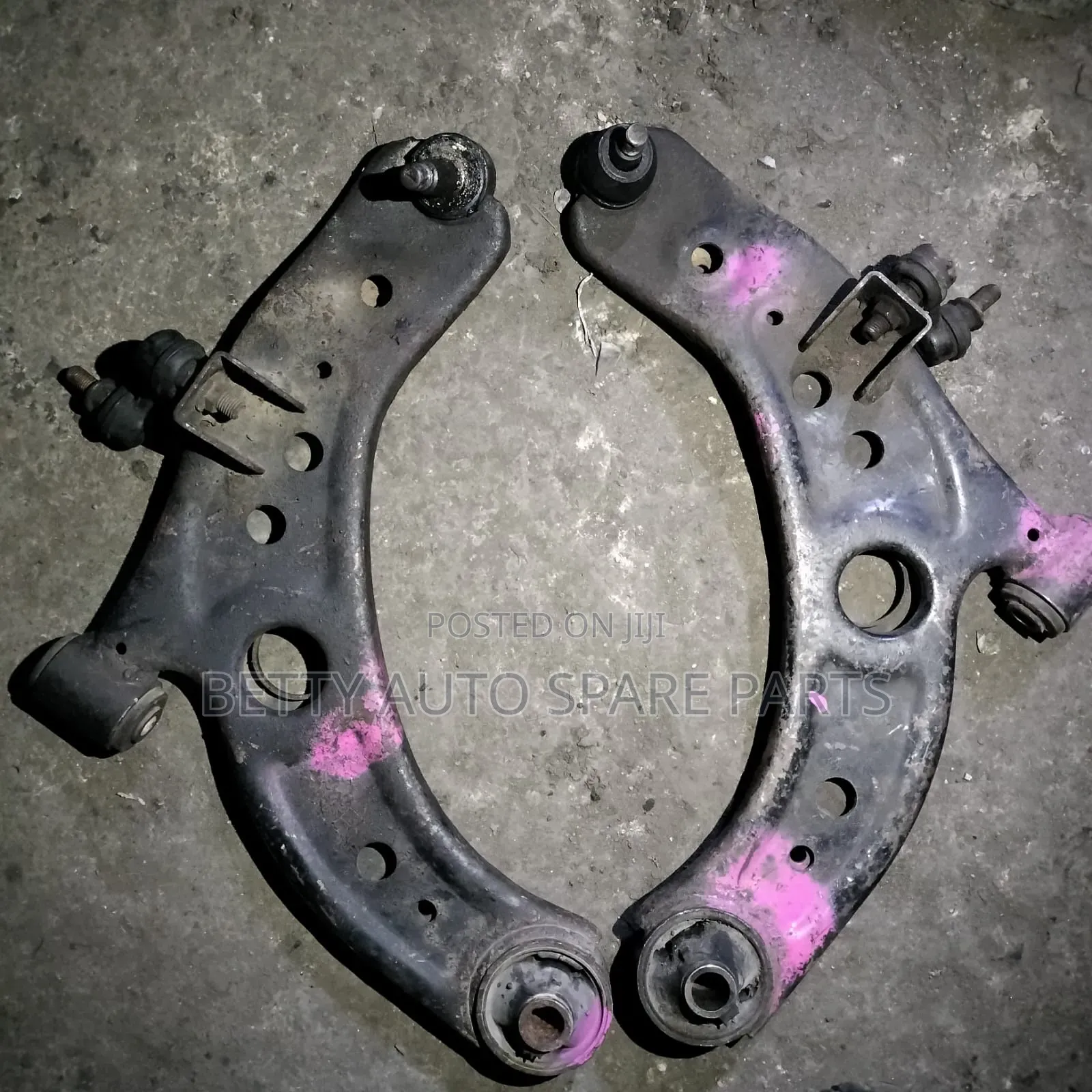 Toyota Bb Passo Front Arms