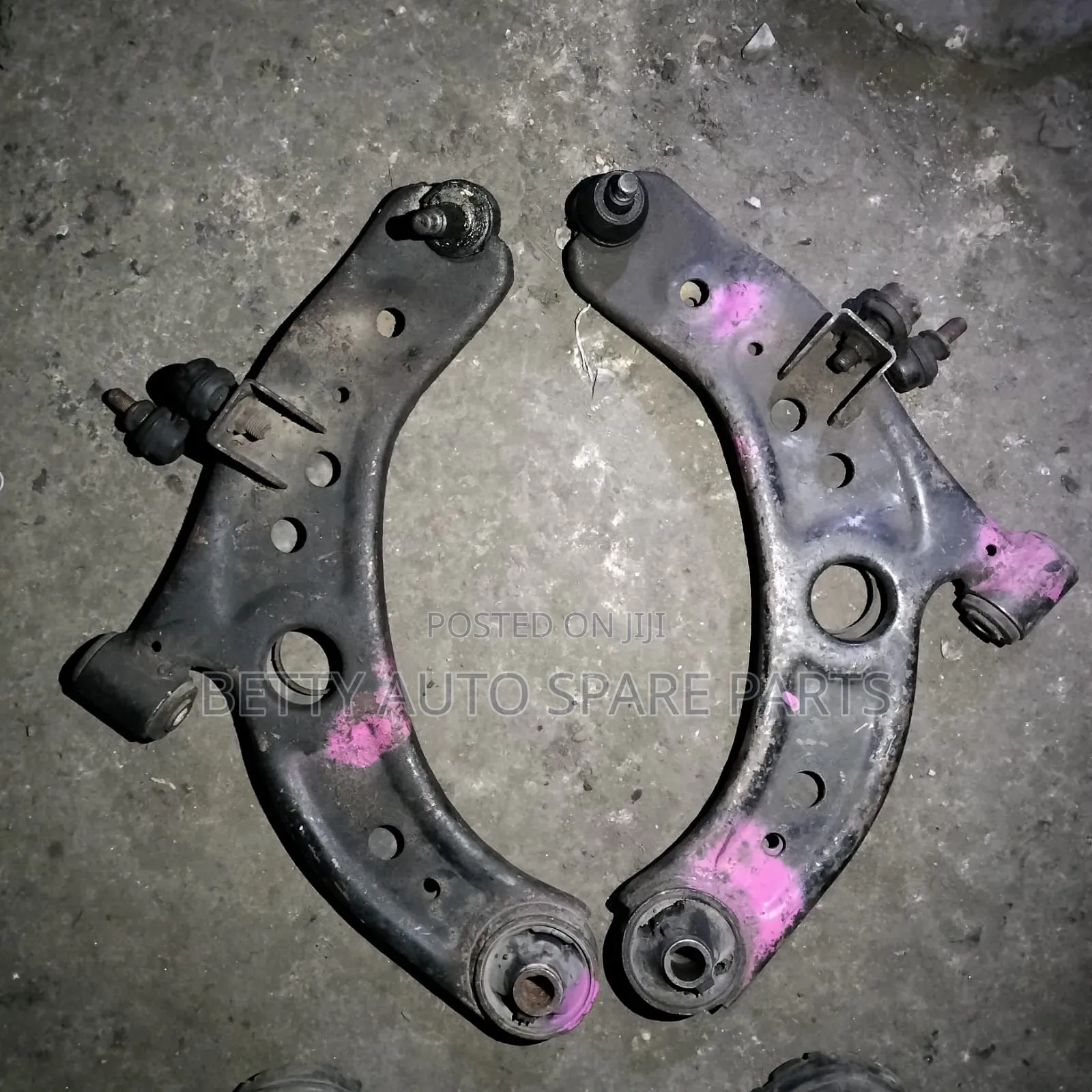 Toyota Bb Passo Front Arms