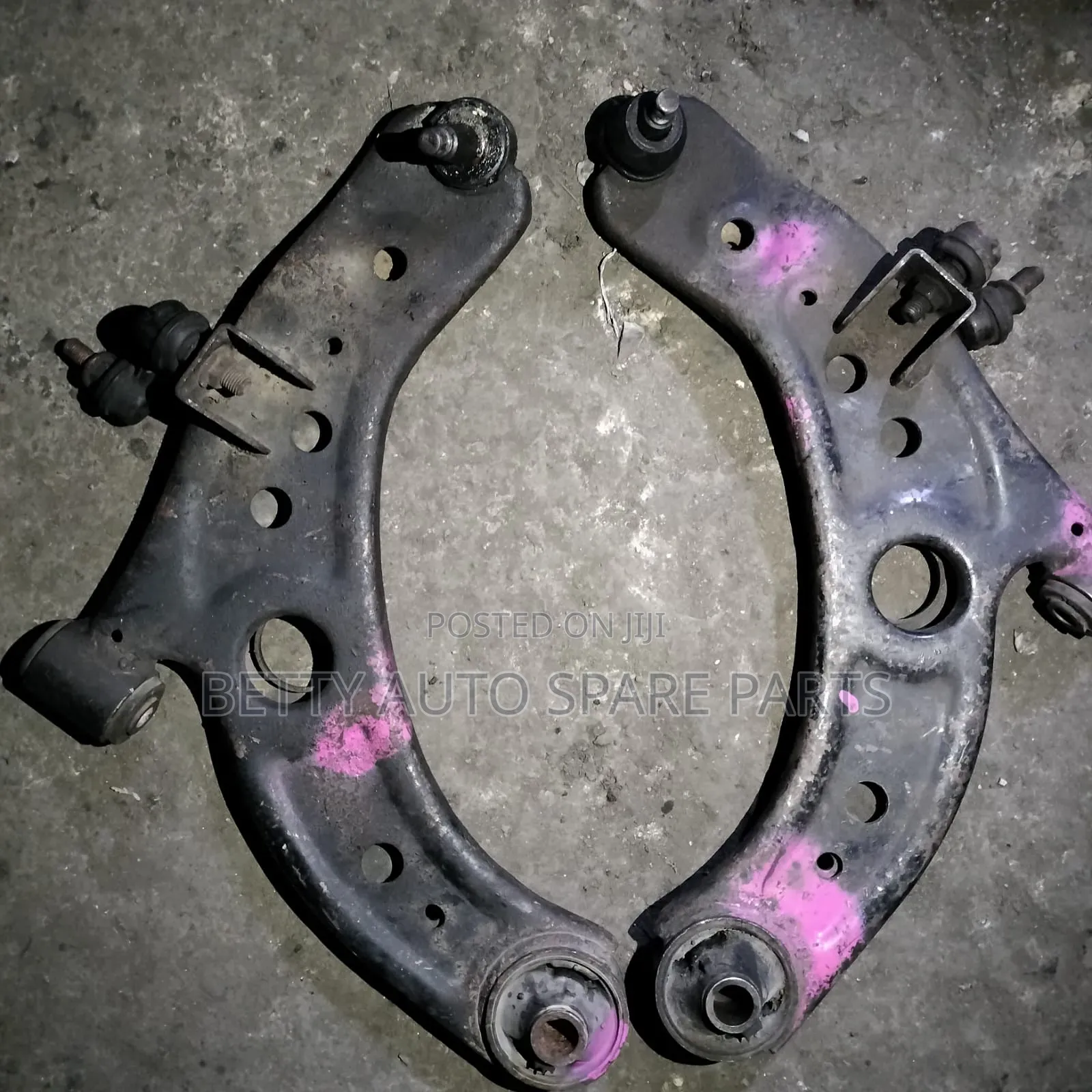 Toyota Bb Passo Front Arms