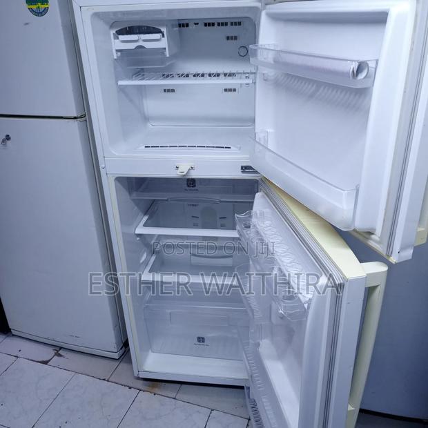White Double Door Sumsung Fridge - thumbnail 3