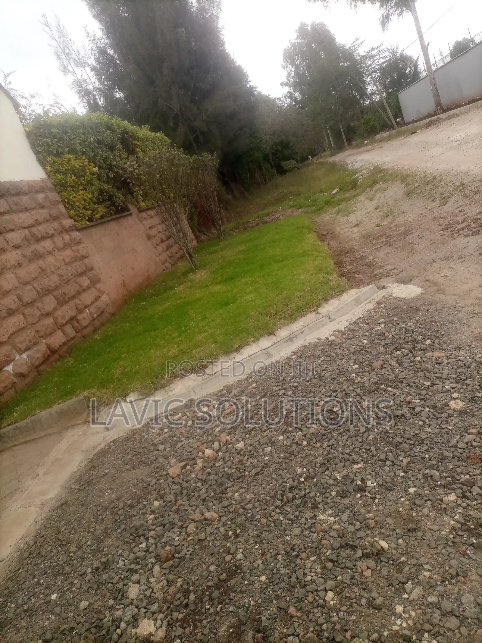 Land Scaping of Gardens and Backyards