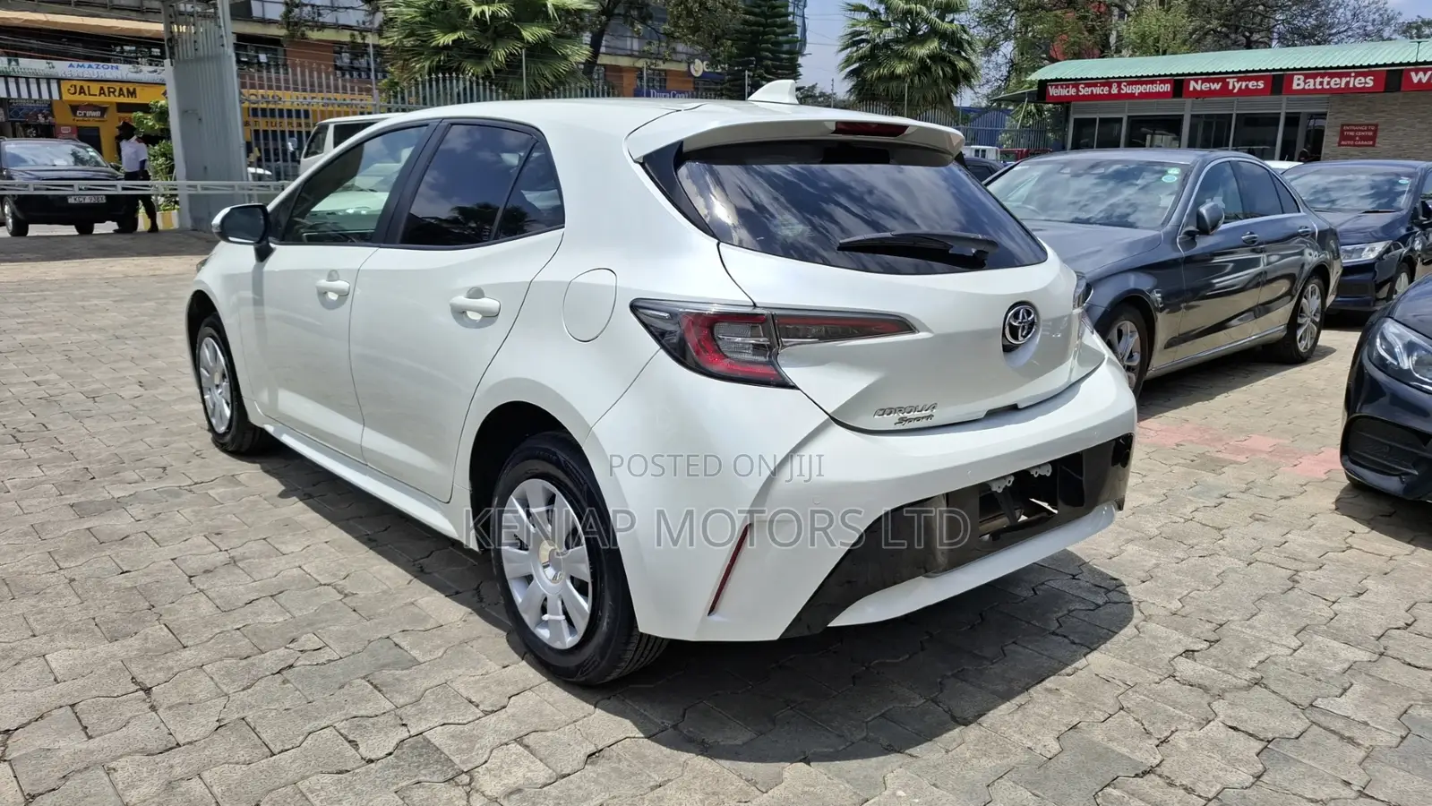 Toyota Corolla Fielder 2018 White