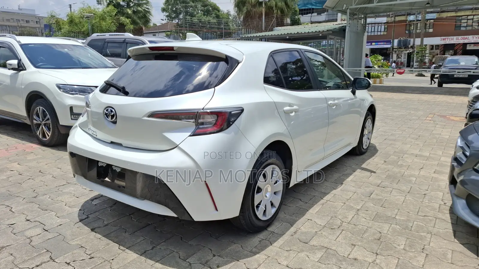 Toyota Corolla Fielder 2018 White