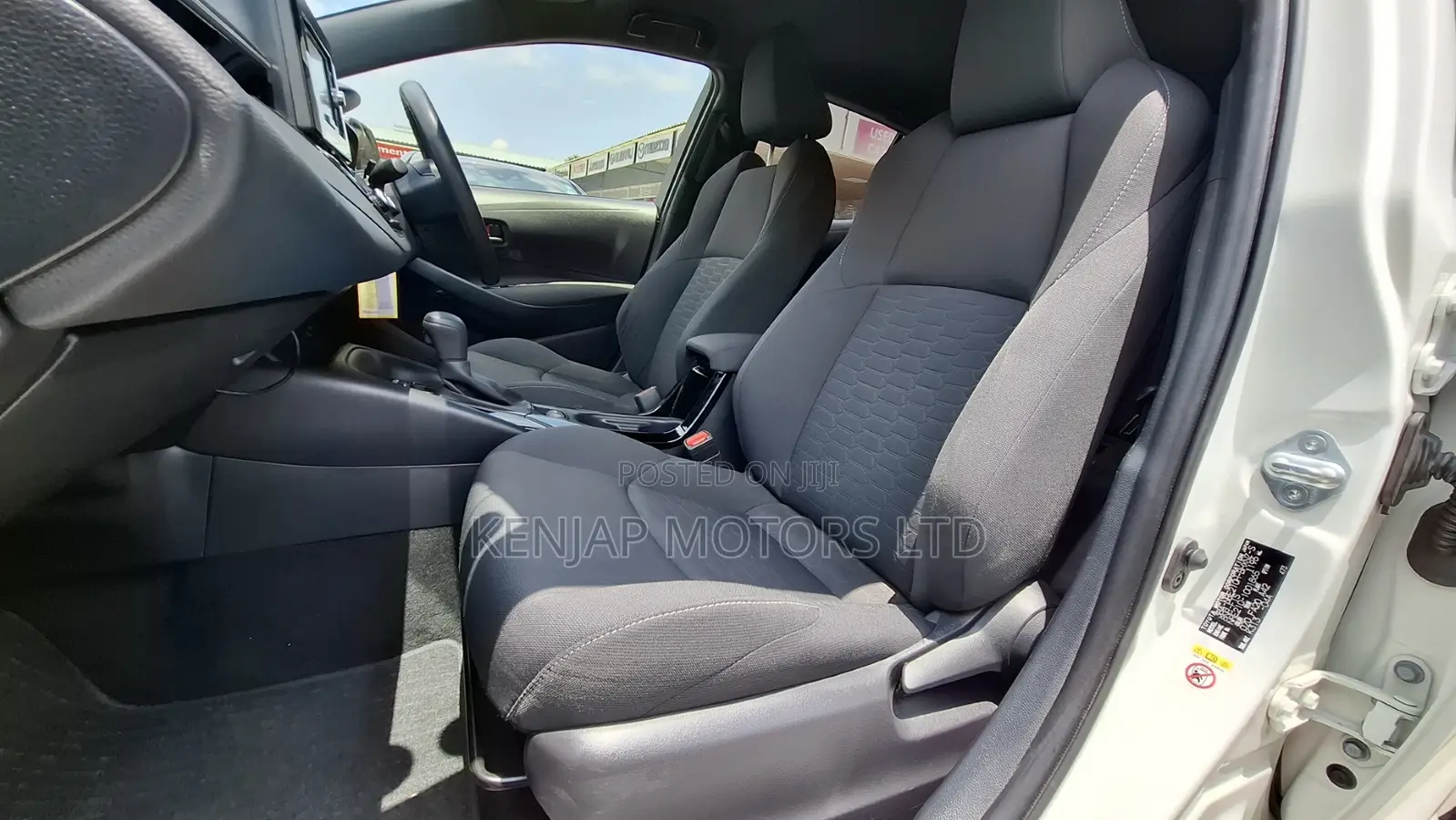 Toyota Corolla Fielder 2018 White