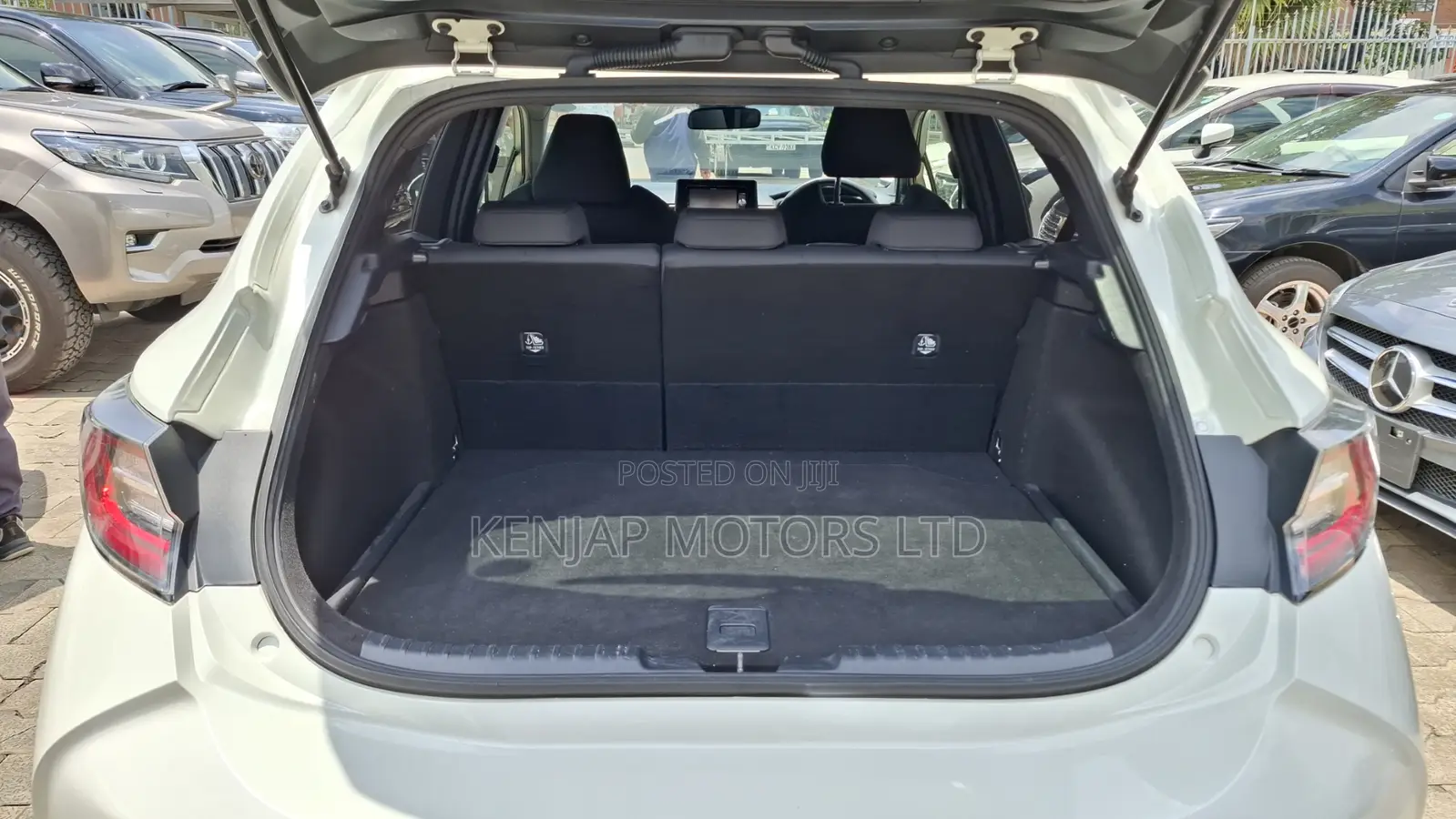 Toyota Corolla Fielder 2018 White