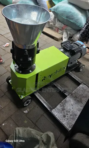 Affordable Feed Pelletizer Machine 300to400kg/Hr