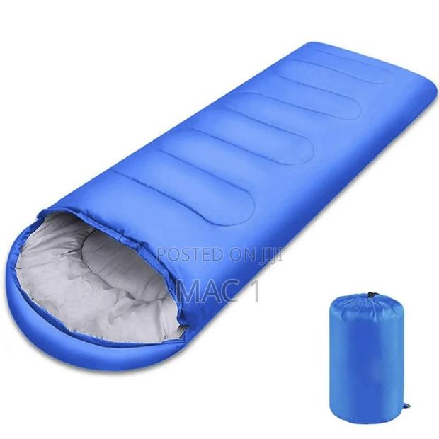 Quality Sleeping Bags Foldable With Own Carrier Bag - main view