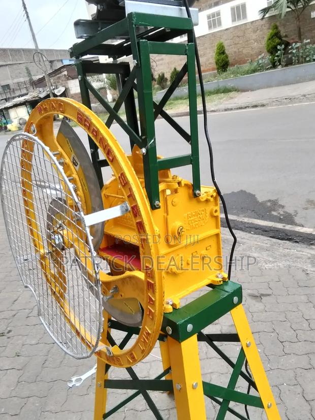 3-Blade Chafff Cutter - thumbnail 3