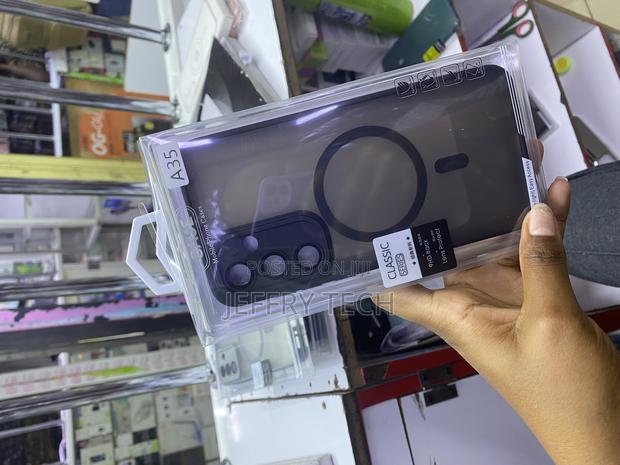 Frewse Magnetic Case for Samsung Galaxy A35 Transluscent Matte - thumbnail 3