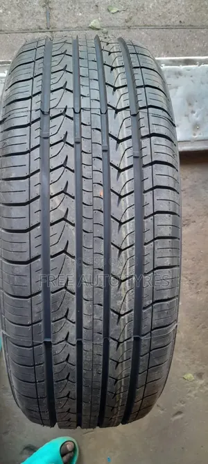 215 60r17 Centara
