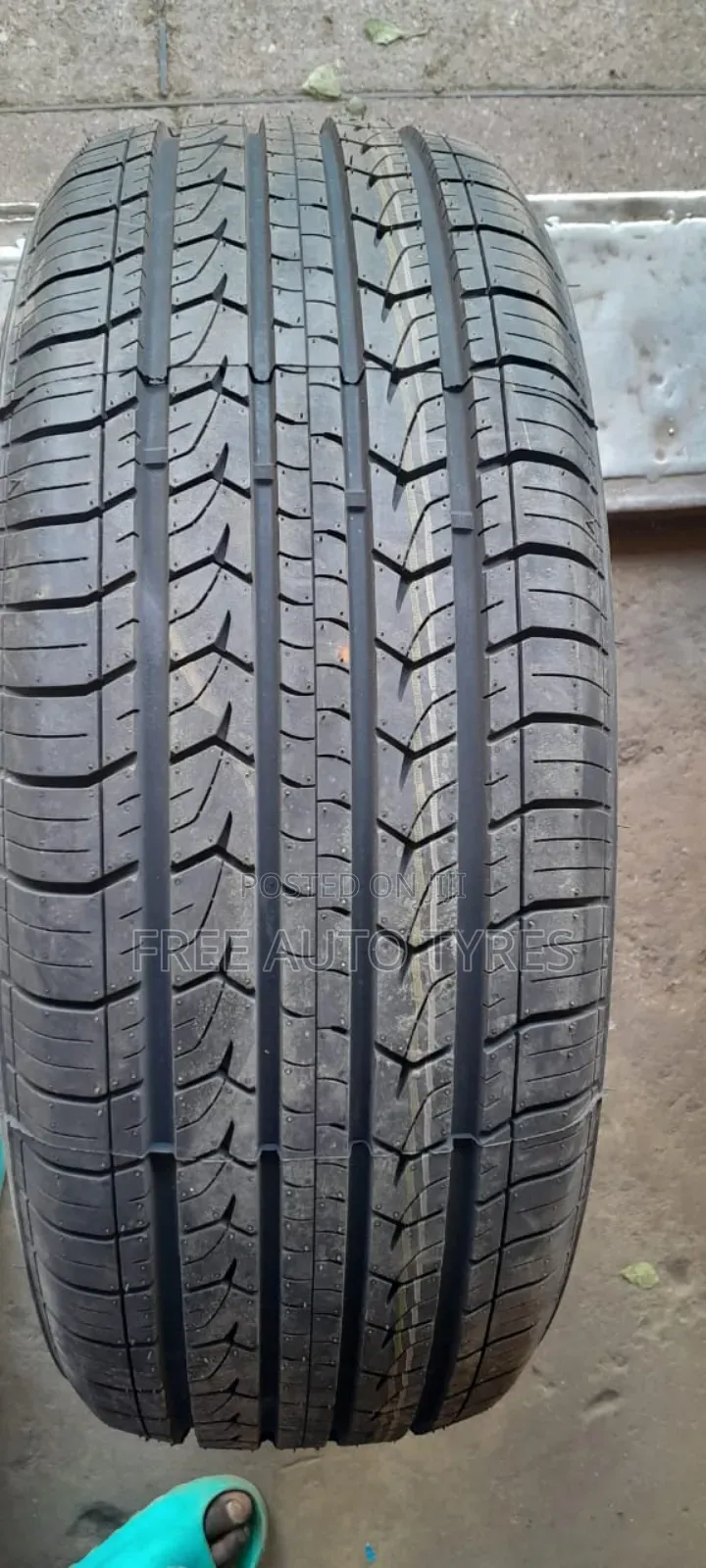 215 60r17 Centara
