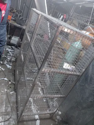 Stainless Steel Wire Mesh Shelf.