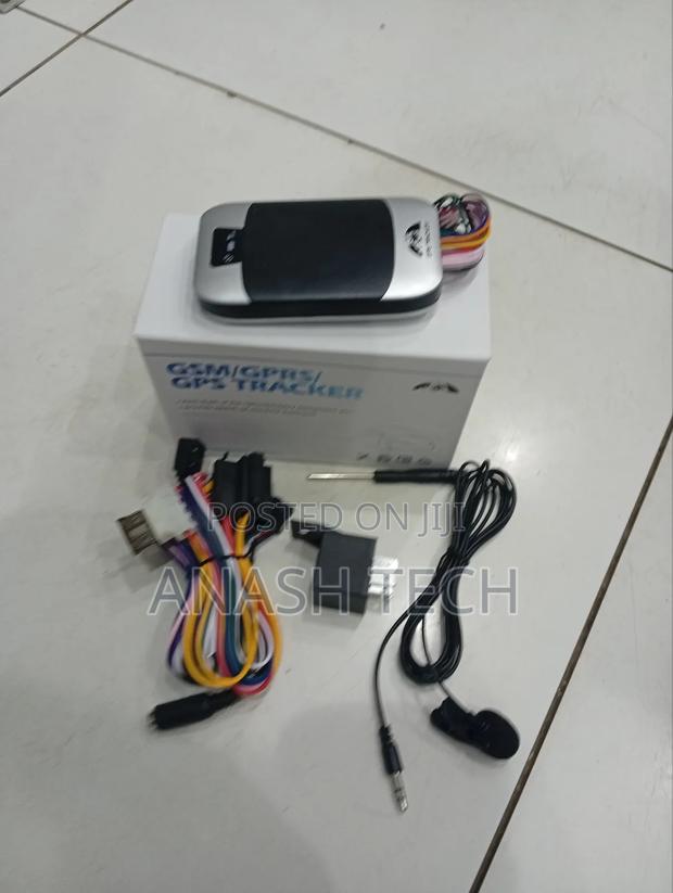 Handheld Tk303 GPRS GPS GSM Car Tracker Tracking Device