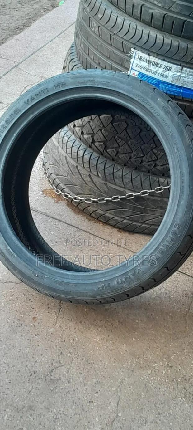 255 40r20 Centara - thumbnail 2