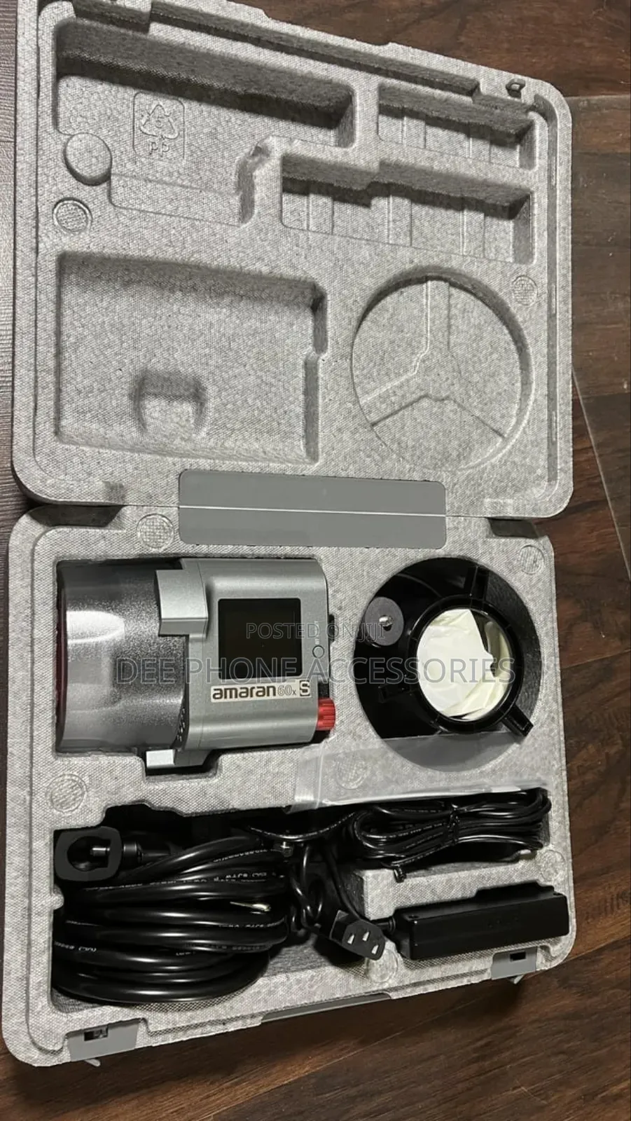 Apature Amaran Cob 60xs Led Video Light