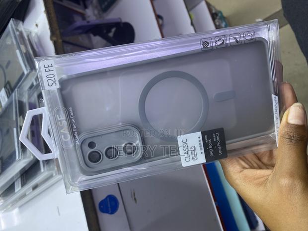 Xcswert Samsung Galaxy S20 Fe Translucent Matte Magsafe Case - thumbnail 2