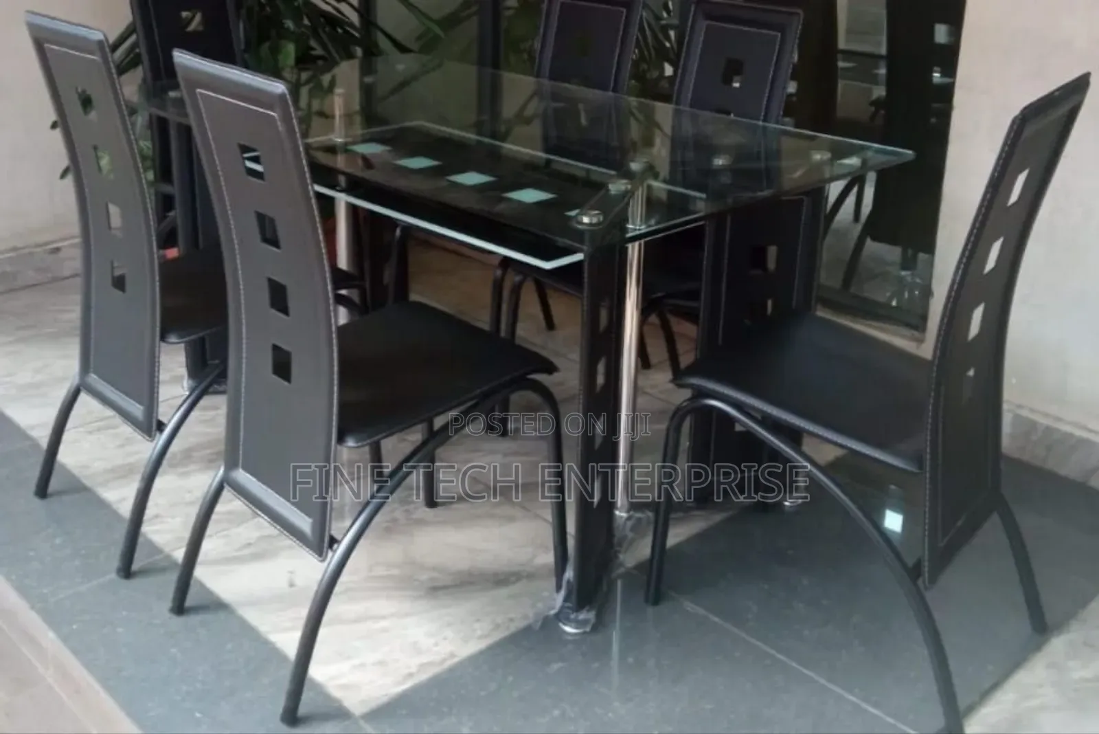 Executive 6 Sitter Glass Dinning Table  With Leather Seat