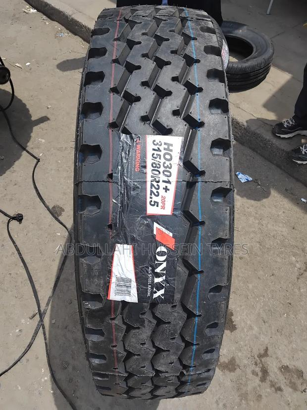 315/80 R22.5 Onyx