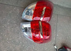 Toyota Vanguard Taillight