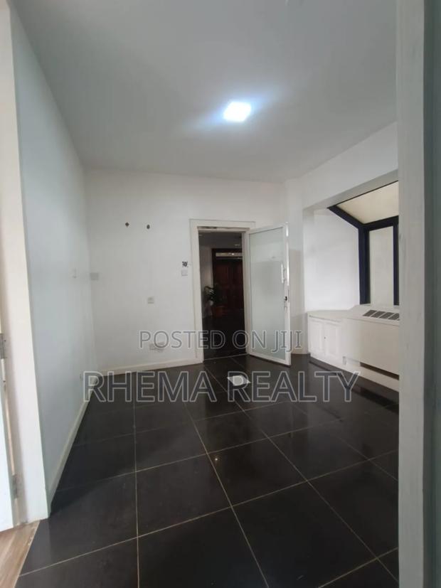 016/001/Rre Office To Lease - thumbnail 9