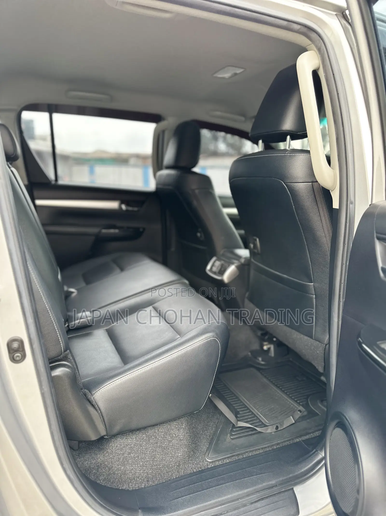 Toyota Hilux Revo Double Cab Deisel 2.8 AWD 2019 Silver