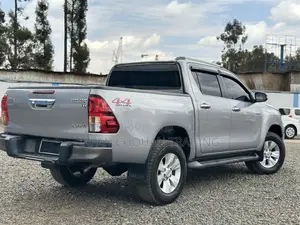 Toyota Hilux Revo Double Cab Deisel 2.8 AWD 2019 Silver