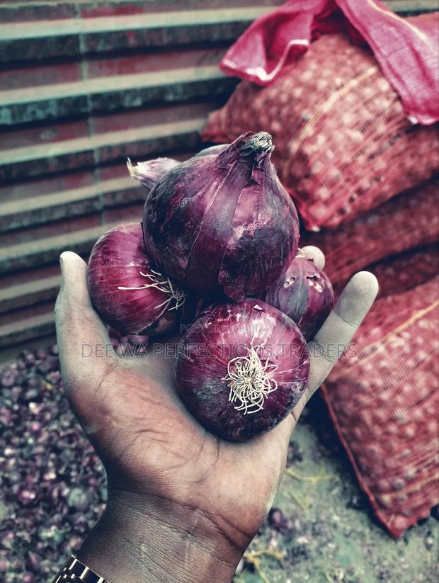 Red Onions 85/Kilo - thumbnail 3
