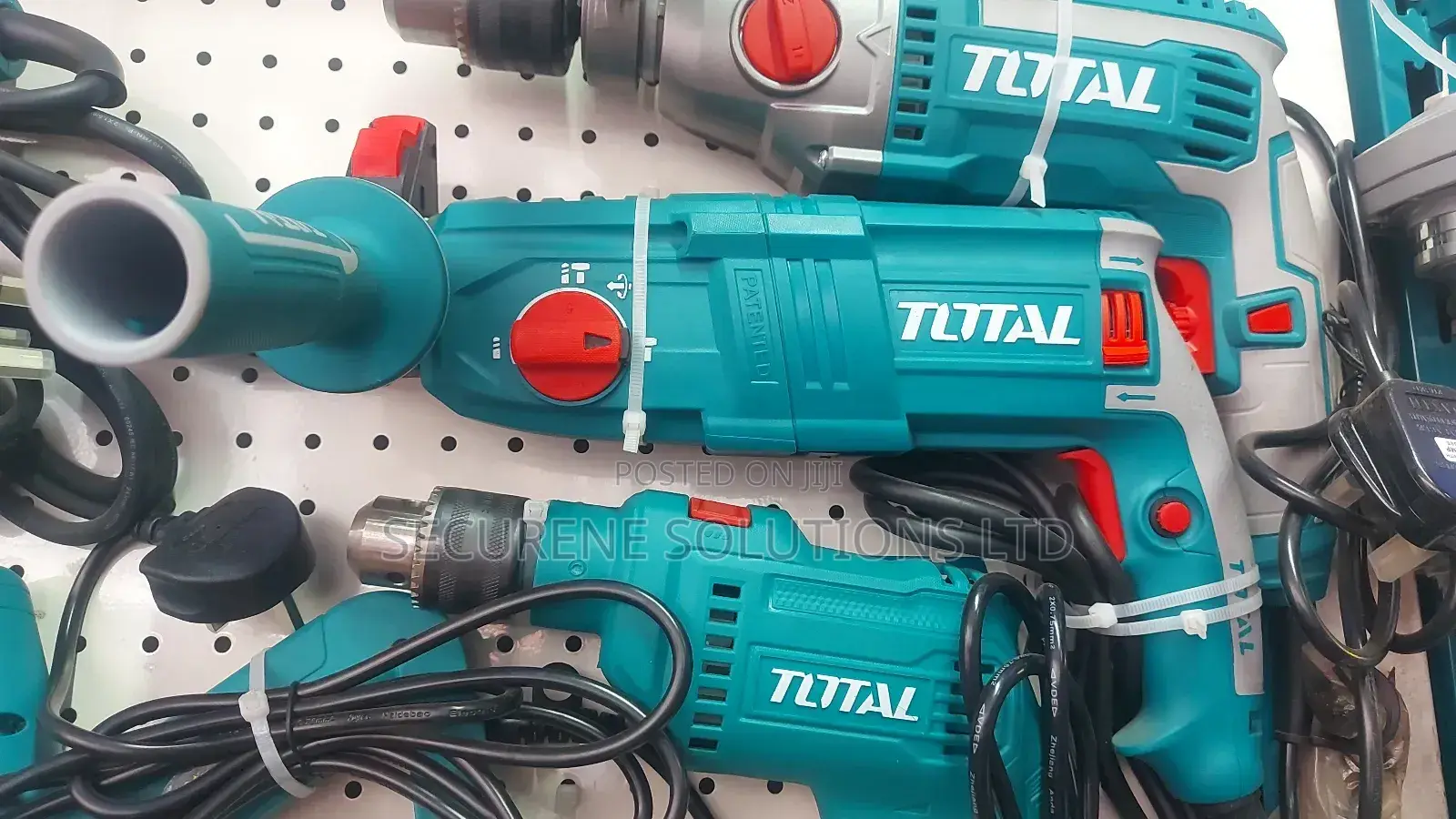 Total Rotary Hammer Th308268. Double Chunk