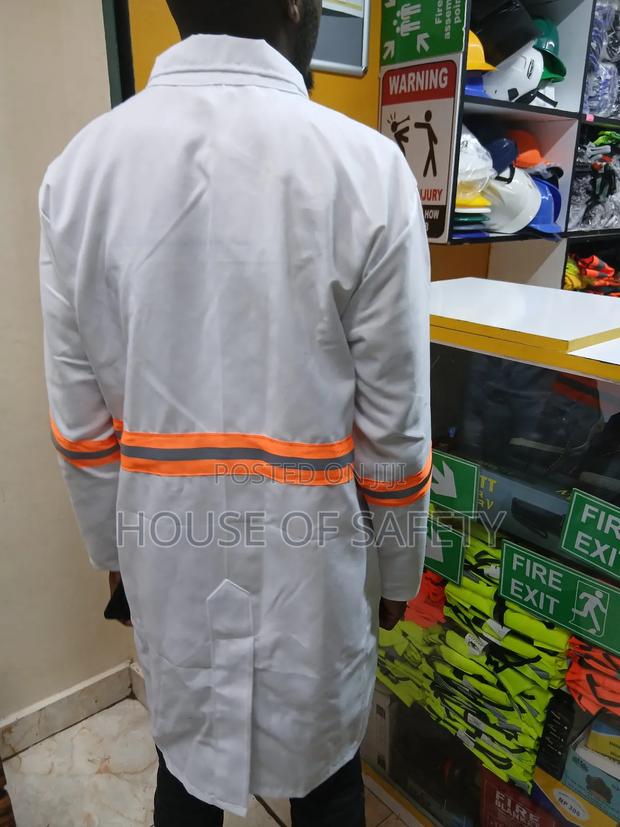 Butchers White Coats - thumbnail 2