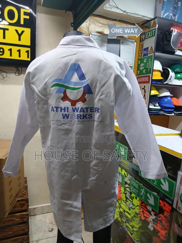 Professional White Coats Plus Branding - thumbnail 3