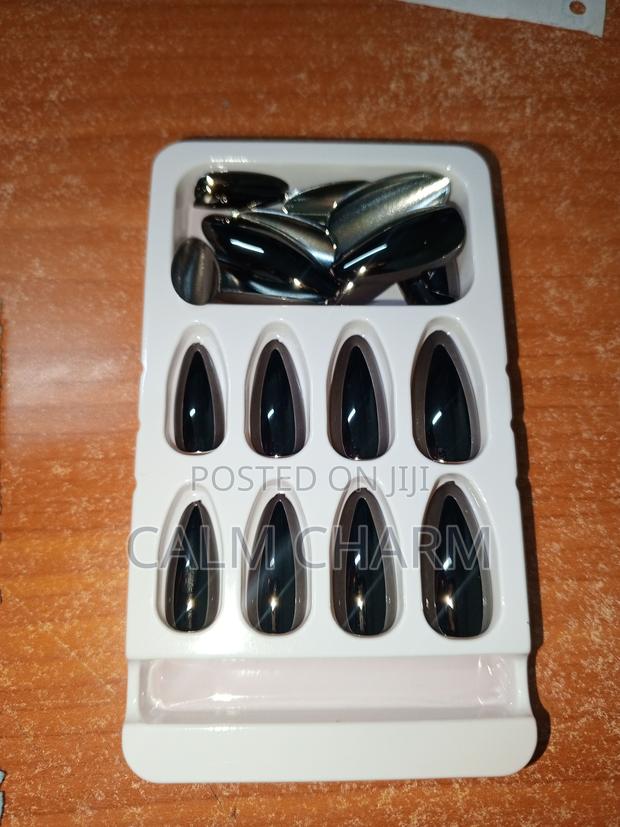24pcs Solid Chrome Colour Press-on Nails - thumbnail 14