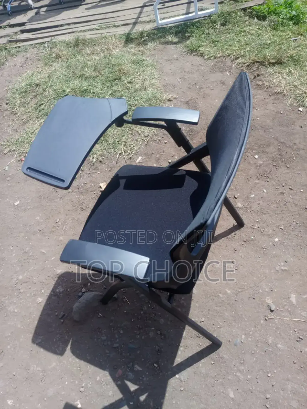 Affordable Modern College Chair