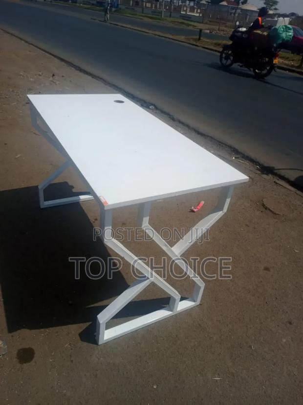 Modern Pure White Working Table